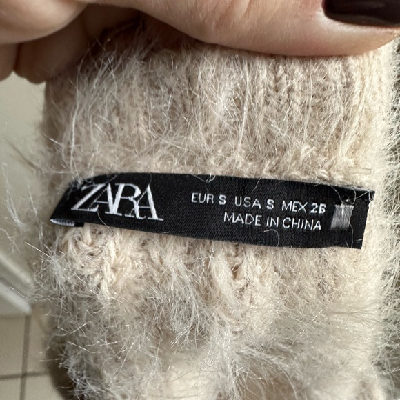 Zara Cream Cropped Button Down Sweater - Small - Picture 6 of 6